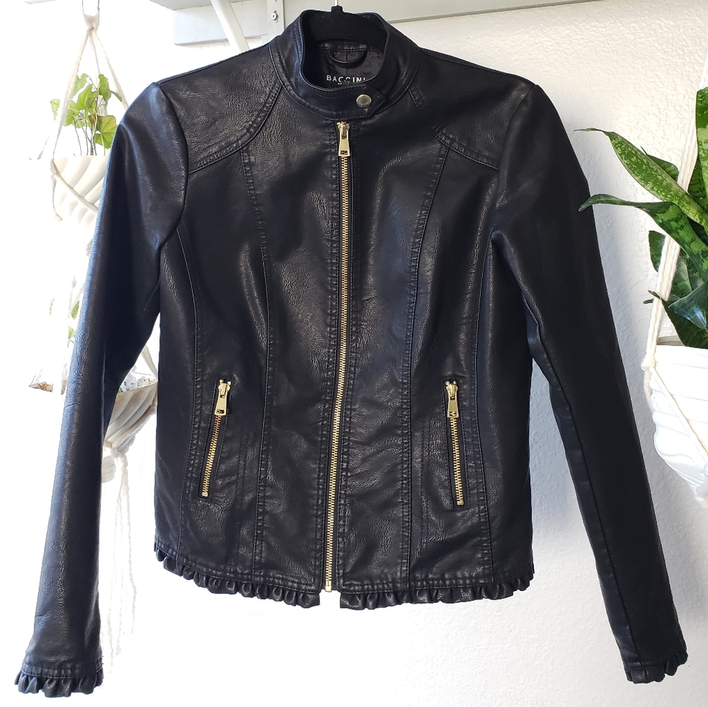 Frills and Thrills, its a Bikers life for Me